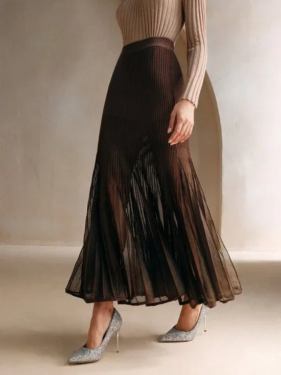 Women's Elegant Knitted Yarn Splicing Sheer Long Fish Tail Skirt - Picture 5 of 6